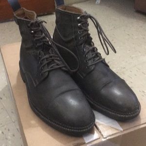 Clark’s boots SALE